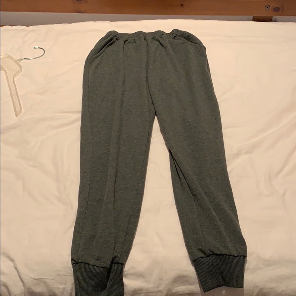 grey sweatpants